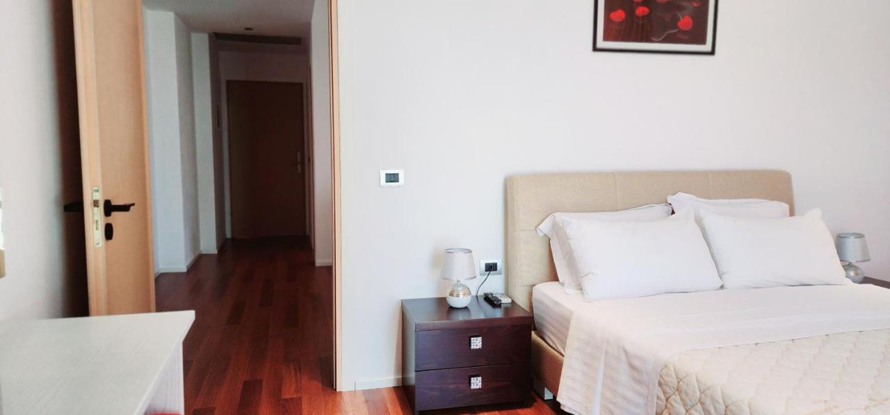 3B Suites Boutique Hotel Sarande Ngoại thất bức ảnh