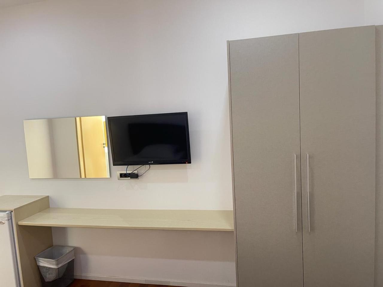 3B Suites Boutique Hotel Sarande Ngoại thất bức ảnh