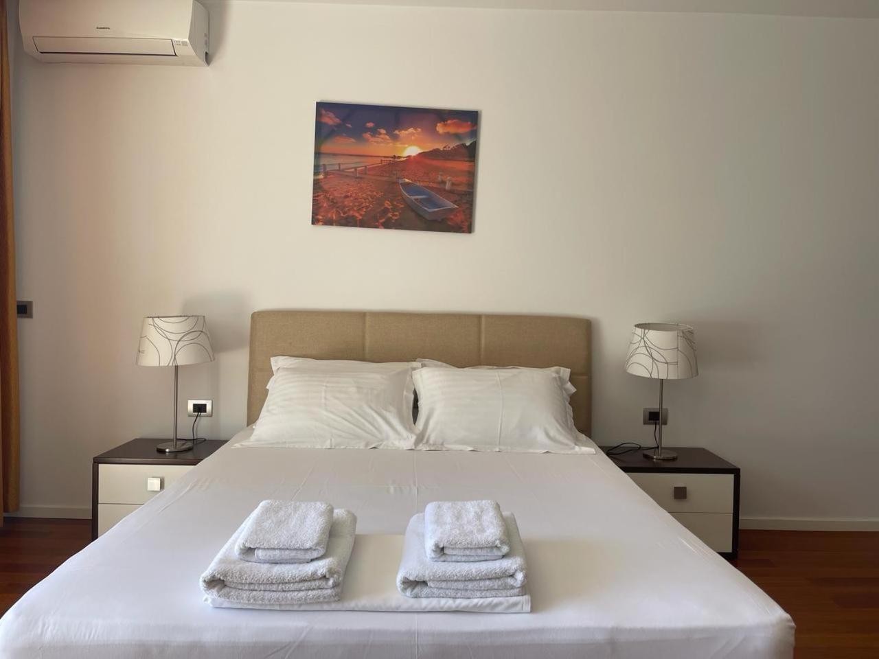 3B Suites Boutique Hotel Sarande Ngoại thất bức ảnh