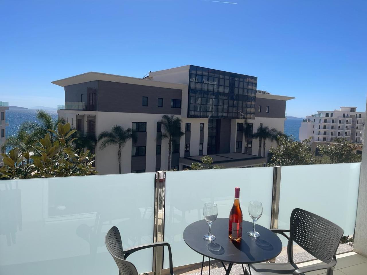 3B Suites Boutique Hotel Sarande Ngoại thất bức ảnh