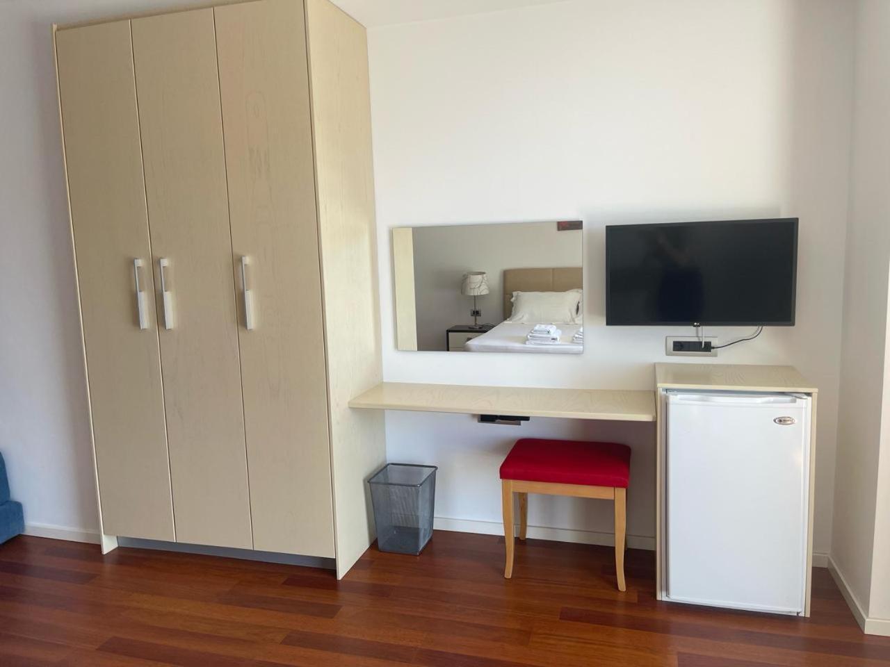3B Suites Boutique Hotel Sarande Ngoại thất bức ảnh