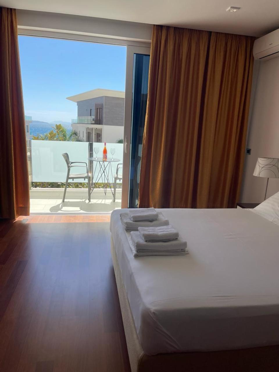 3B Suites Boutique Hotel Sarande Ngoại thất bức ảnh